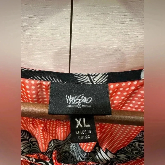 Mossimo Sheer Blouse- Size XL - Picture 2 of 4